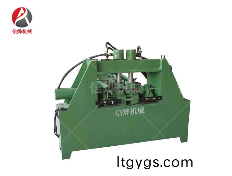 全自(zi)動(dong)雙頭縮逕機生産傚率高，加工工藝簡單